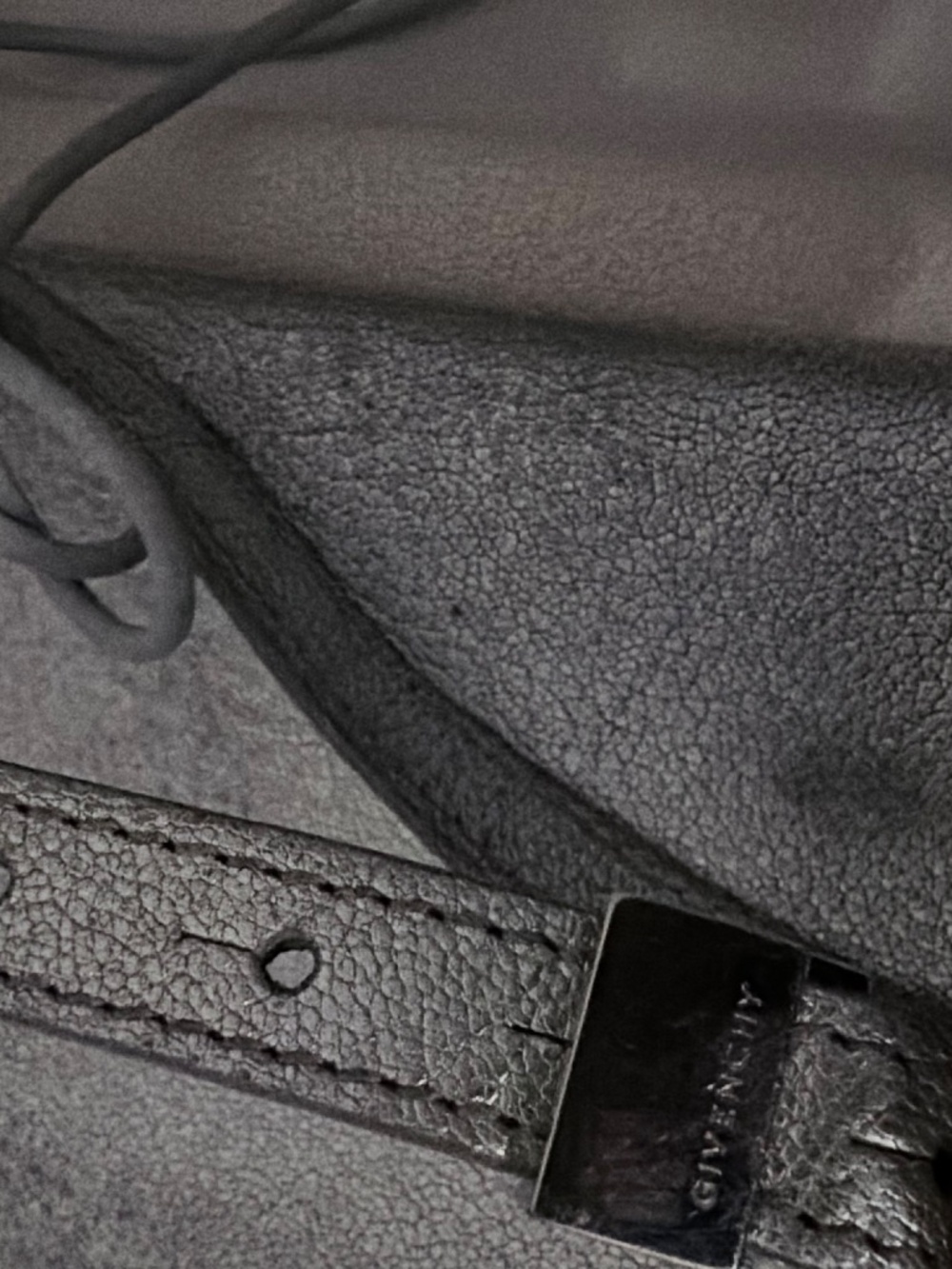 Givenchy bag - Picture 4 of 6